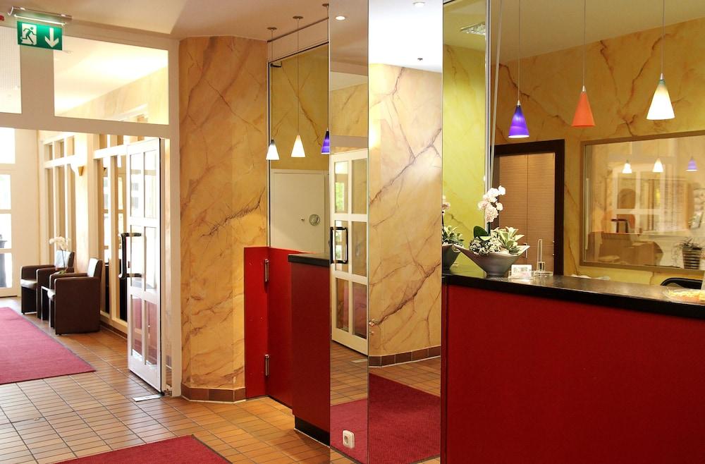 Gaestehaus Forum Am Westkreuz München
